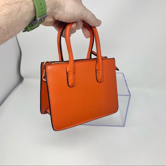 H&M Orange Purse approx 5x6” New with shoulder chain - Picture 11 of 11